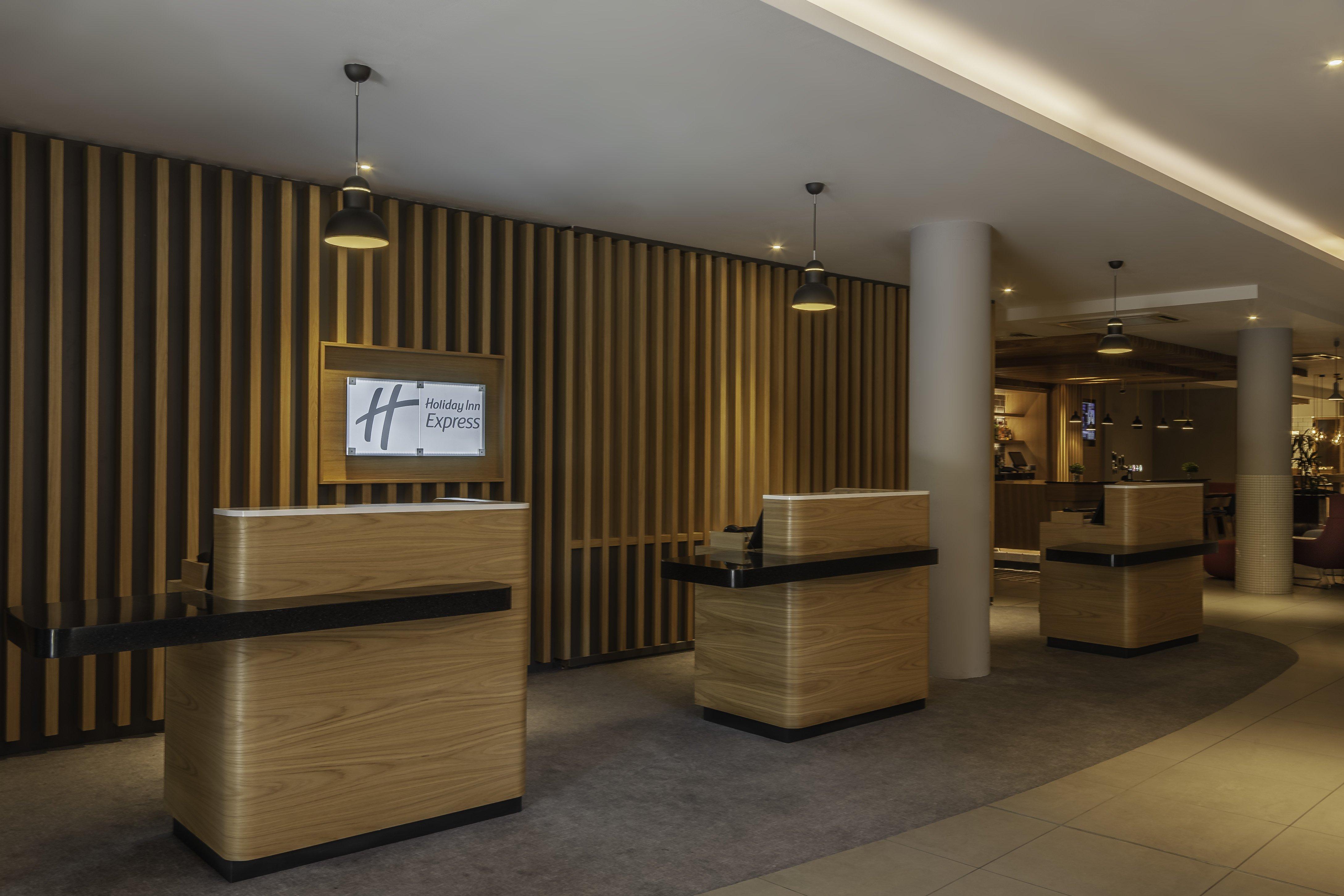 Holiday Inn Express Dublin-Airport, An Ihg Hotel Santry Exterior foto